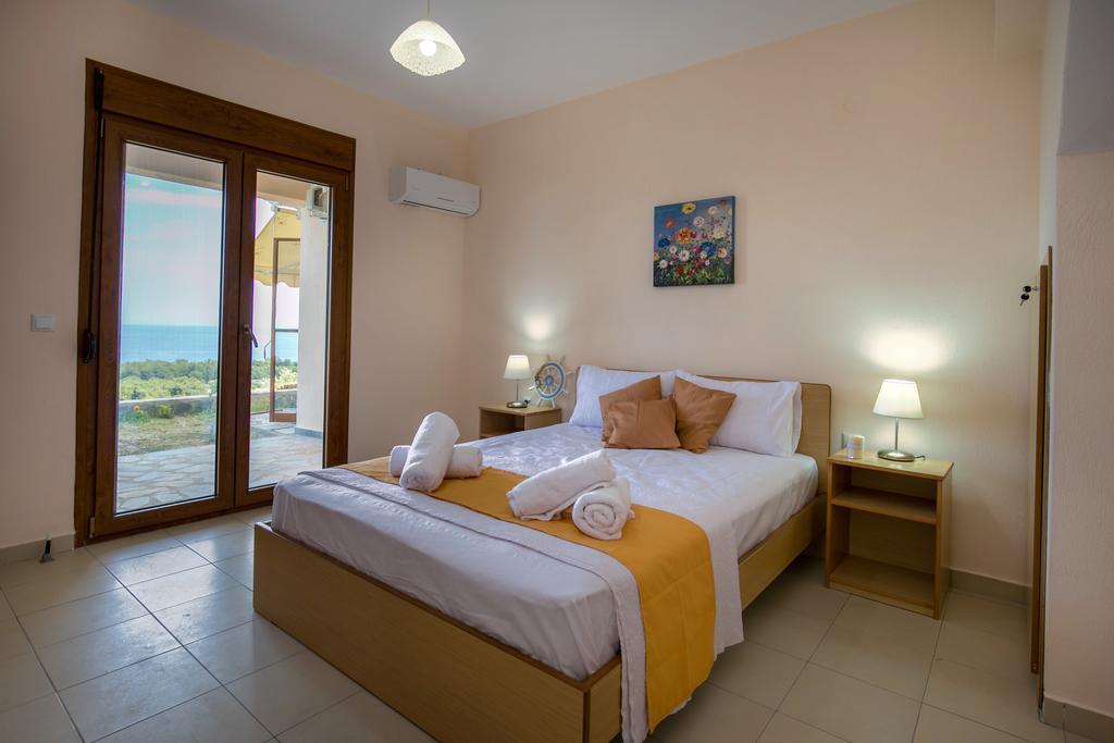 Aphrodite Villas Koinira Dış mekan fotoğraf