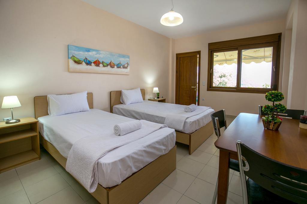 Aphrodite Villas Koinira Dış mekan fotoğraf